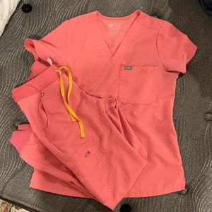 Figs Scrub set size small